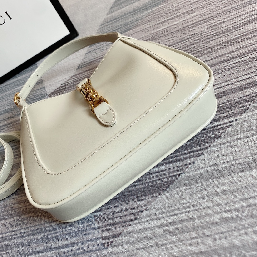 Gucci Jackie 1961 Mini Shoulder Bag 637091 White